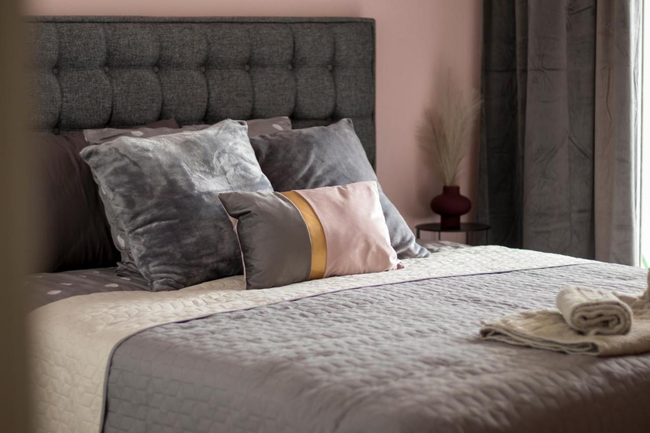 Silene Luxury Apartment Néa Péramos Exteriér fotografie