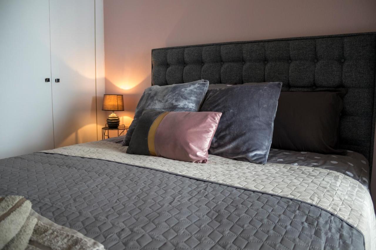 Silene Luxury Apartment Néa Péramos Exteriér fotografie