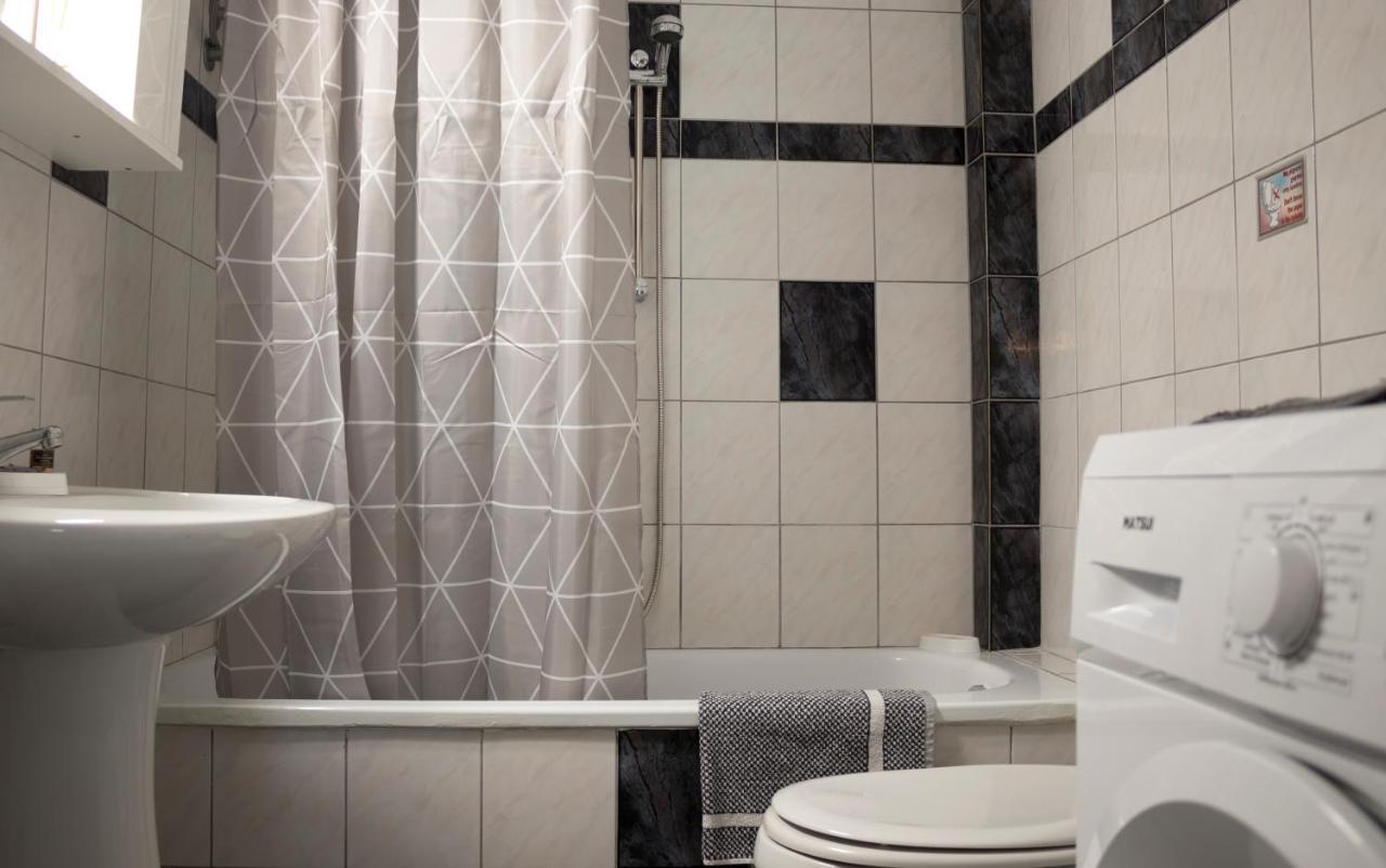 Silene Luxury Apartment Néa Péramos Exteriér fotografie