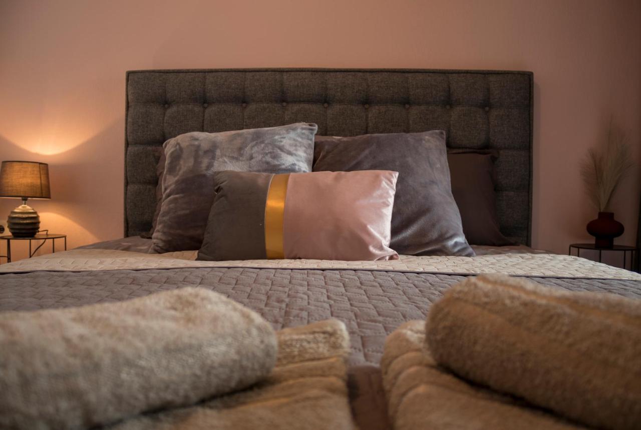 Silene Luxury Apartment Néa Péramos Exteriér fotografie
